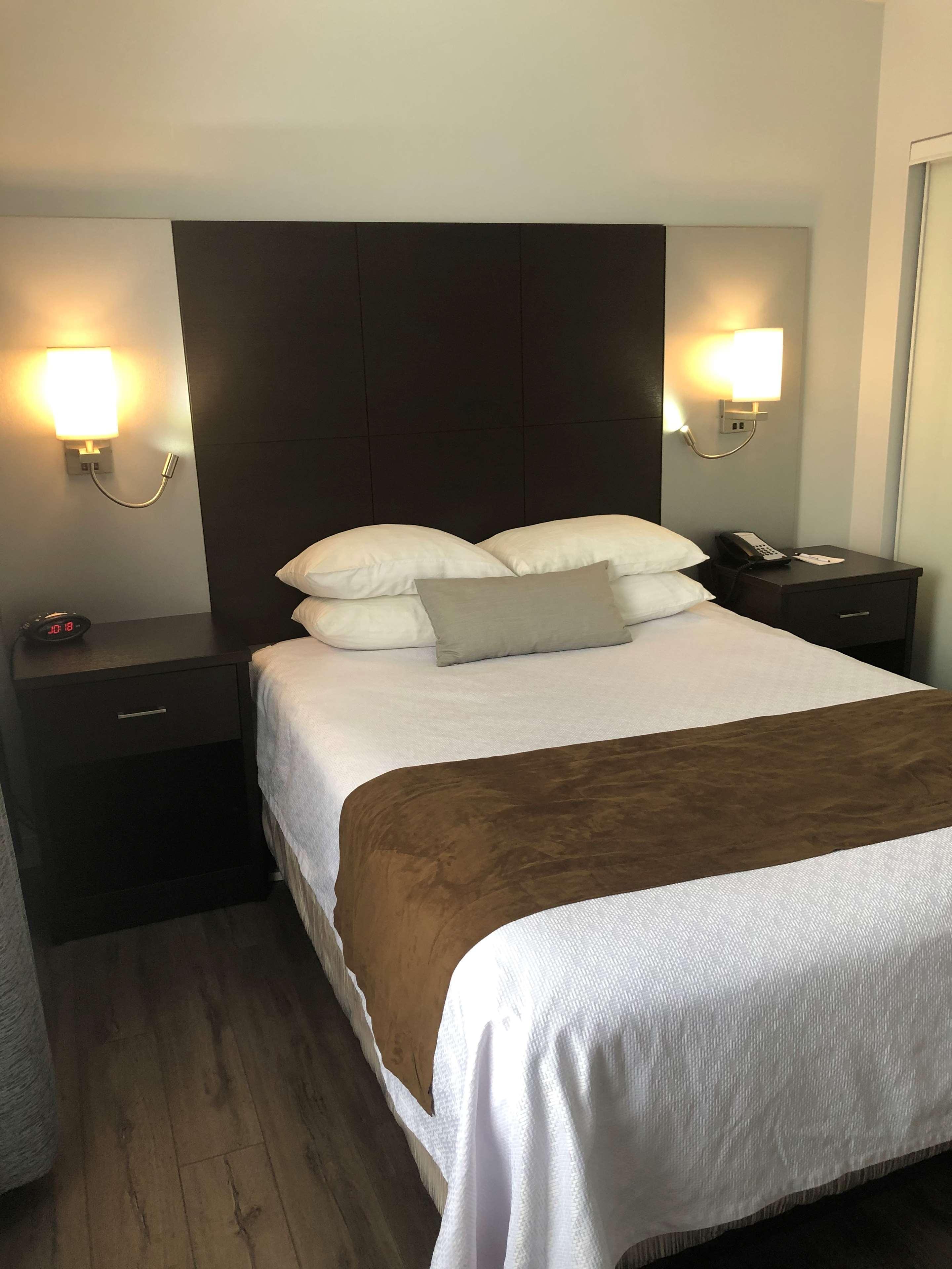 เบสต์ เวสเทิร์น พลัส แบร์รี Hotel ภายนอก รูปภาพ